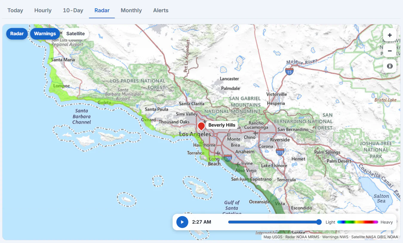 A place's Radar tab: the radar map centered on the place, with a pin and its name, and below it the conditions now and a short note on what the map shows